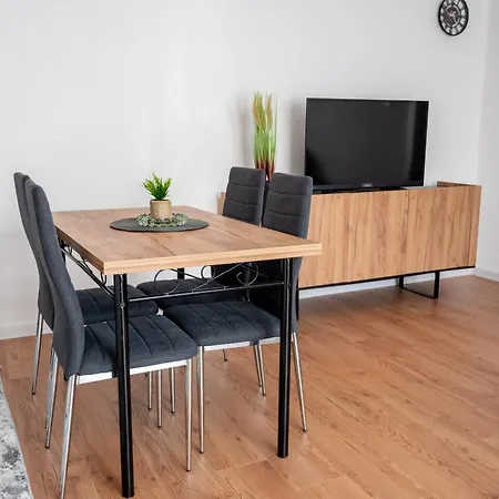 Stan Na Dan Uskoplje Apartment *