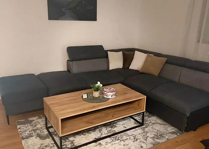 Stan Na Dan Uskoplje Apartament *