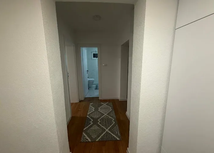 Stan Na Dan Uskoplje *